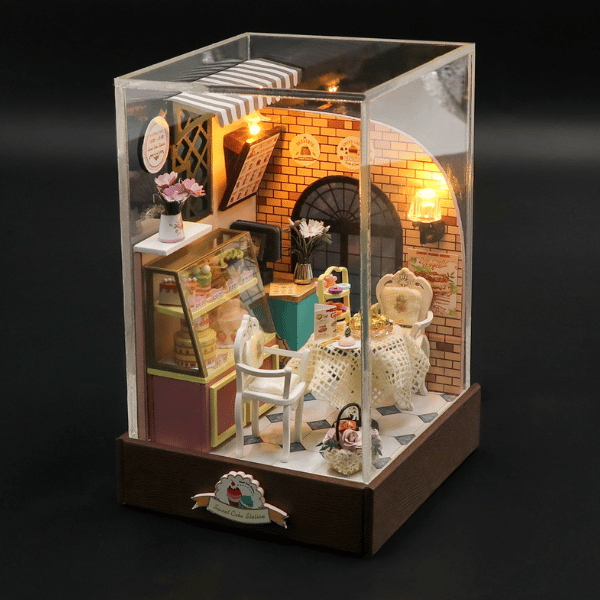 Kek İstasyonu | Kendin Yap Minyatür Pastane | Minyatür Maket Ev | Ahşap Hobi Seti | LED Işıklı 3D Puzzle